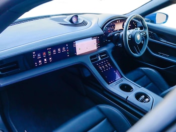 Used Porsche Taycan 2023 for sale - 78173834: Photo