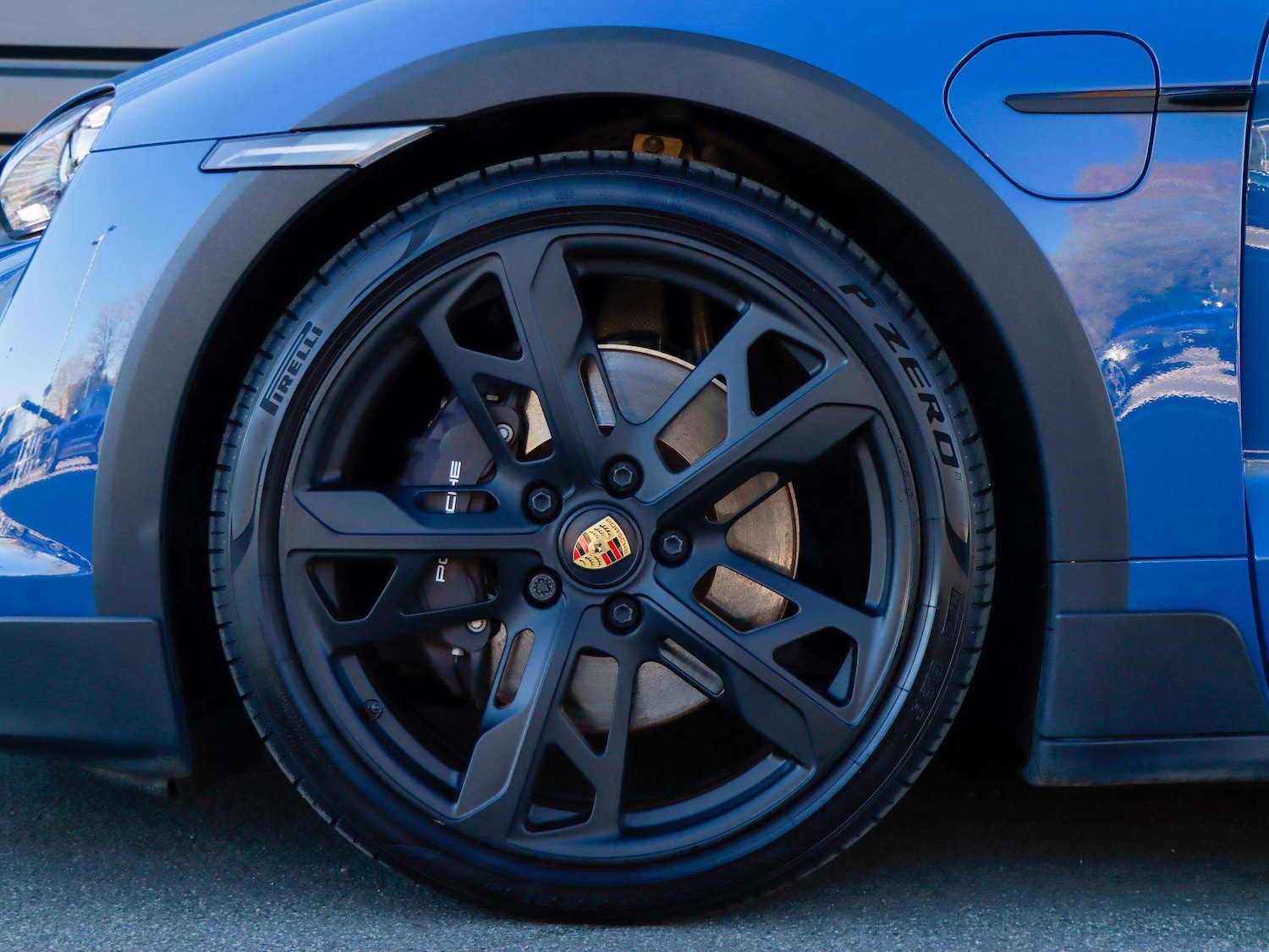 Used Porsche Taycan 2023 for sale - 78173834: Photo 4