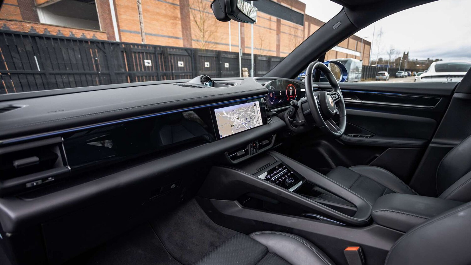 Used Porsche Macan 2025 for sale - 77756509: Photo 14