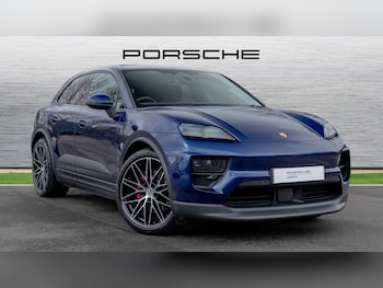 Used Porsche Macan 2025 for sale - 77756509: Photo
