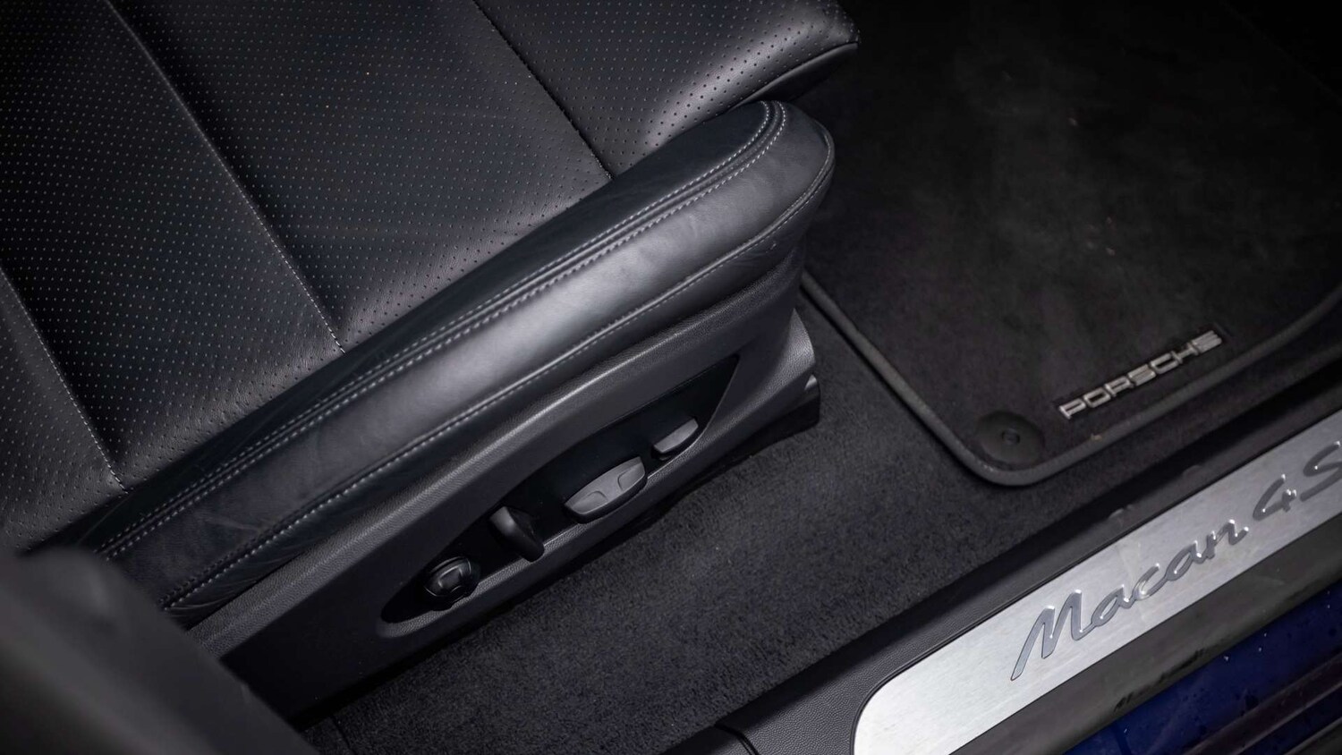 Used Porsche Macan 2025 for sale - 77756509: Photo 22