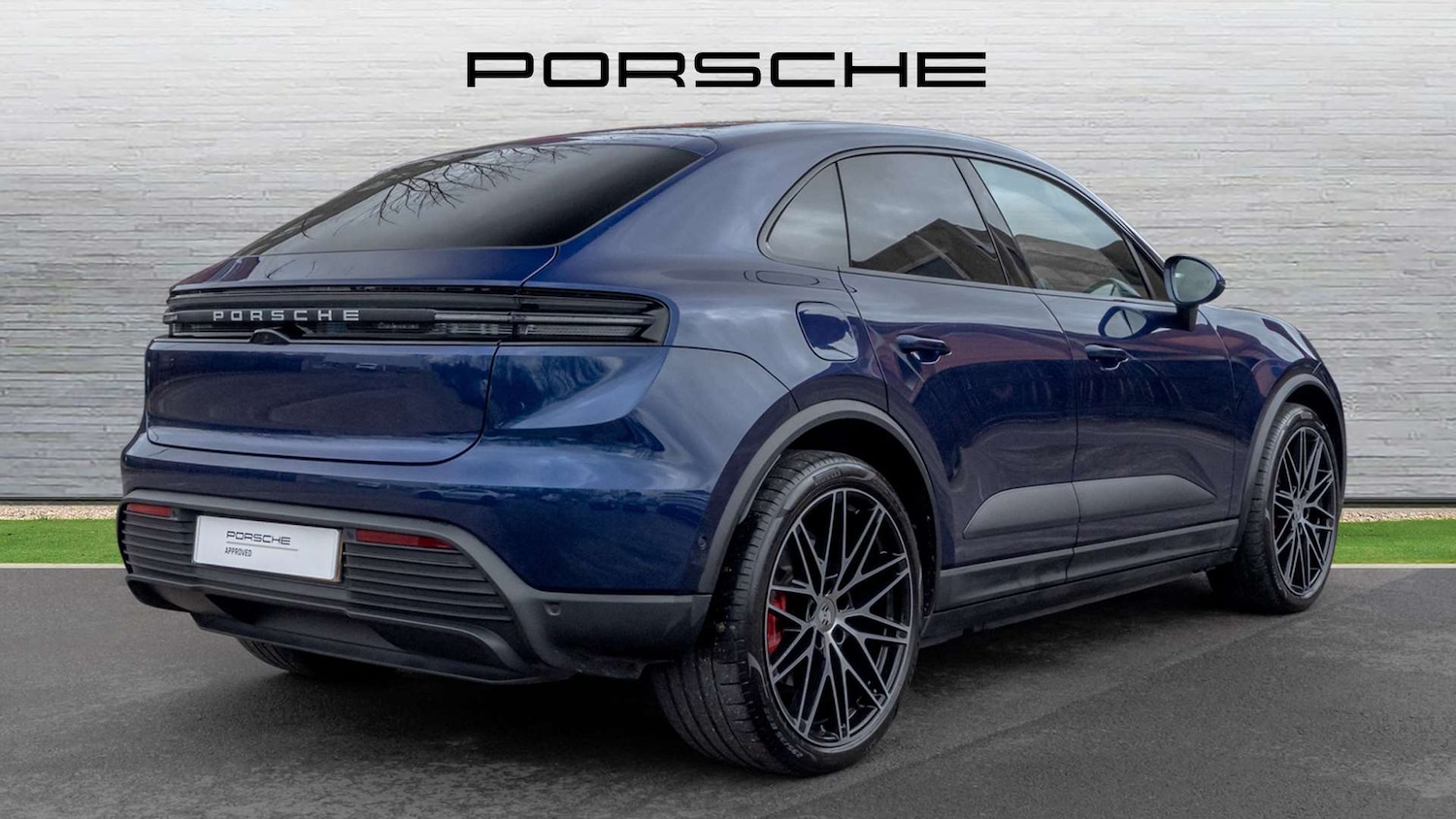 Used Porsche Macan 2025 for sale - 77756509: Photo 3