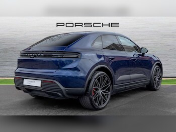 Used Porsche Macan 2025 for sale - 77756509: Photo