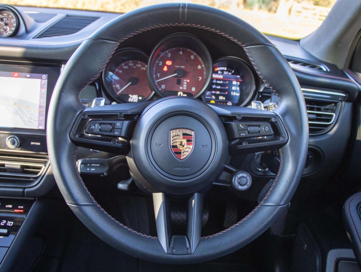 Used Porsche Macan 2022 for sale - 76718177: Photo 14