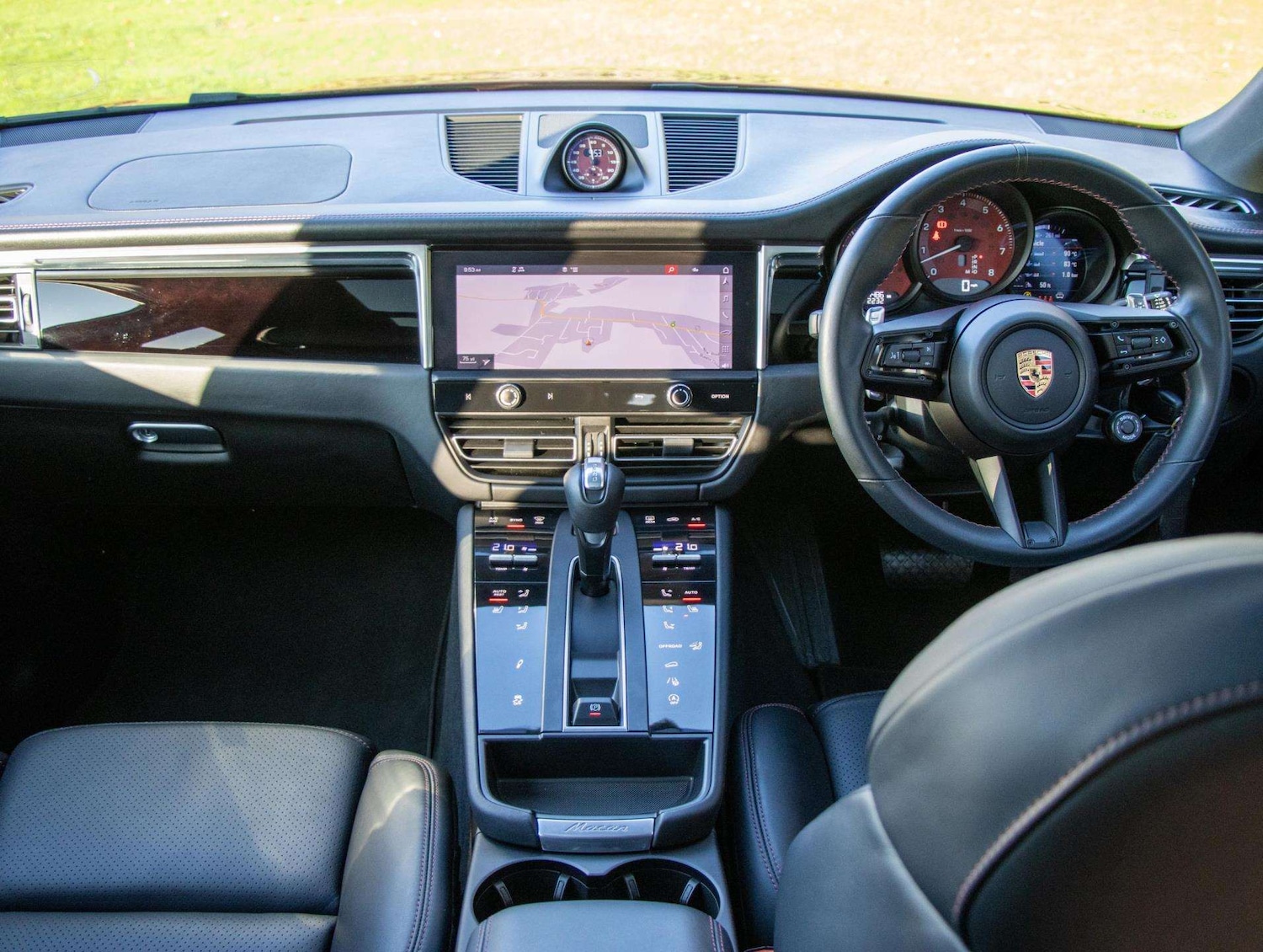 Used Porsche Macan 2022 for sale - 76718177: Photo 24