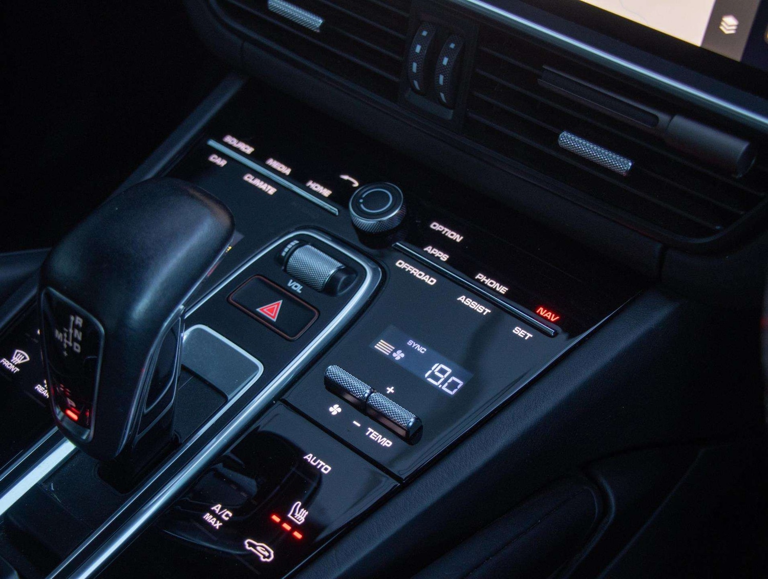 Used Porsche Cayenne 2023 for sale - 76842880: Photo 12