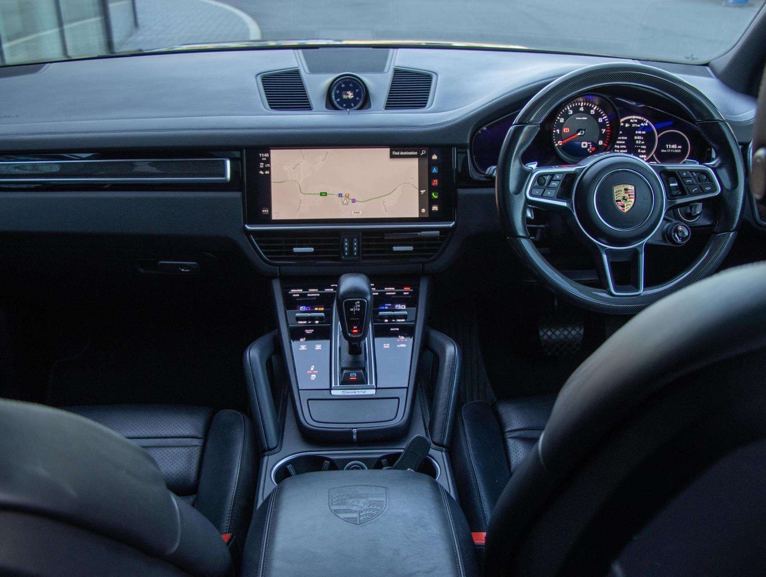 Used Porsche Cayenne 2023 for sale - 76842880: Photo 25