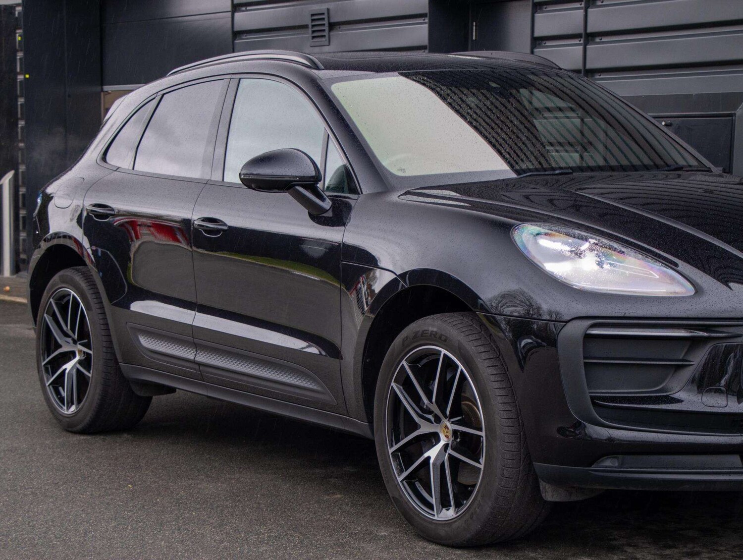 Used Porsche Macan 2023 for sale - 77628093: Photo 18