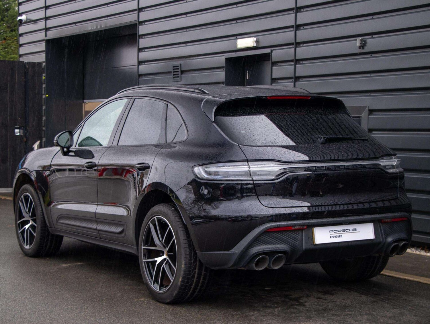 Used Porsche Macan 2023 for sale - 77628093: Photo 22