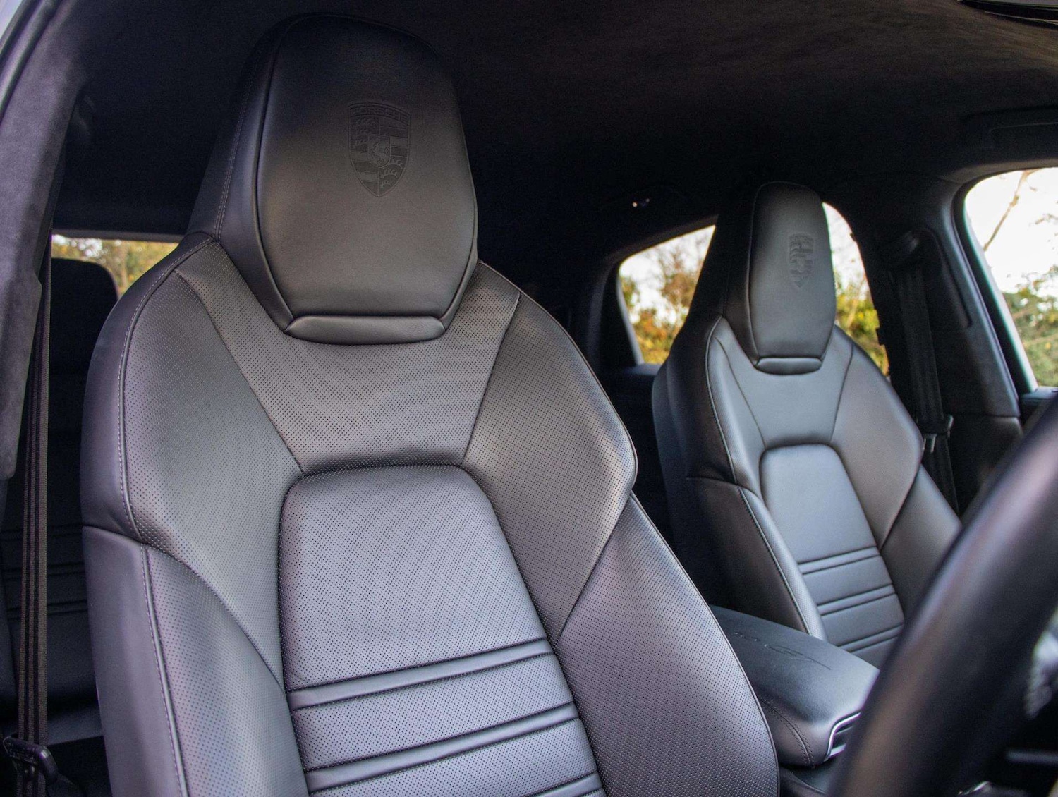 Used Porsche Cayenne 2022 for sale - 76624685: Photo 8