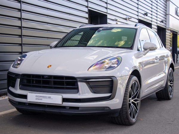 Used Porsche Macan 2023 for sale - 76286243: Photo 17