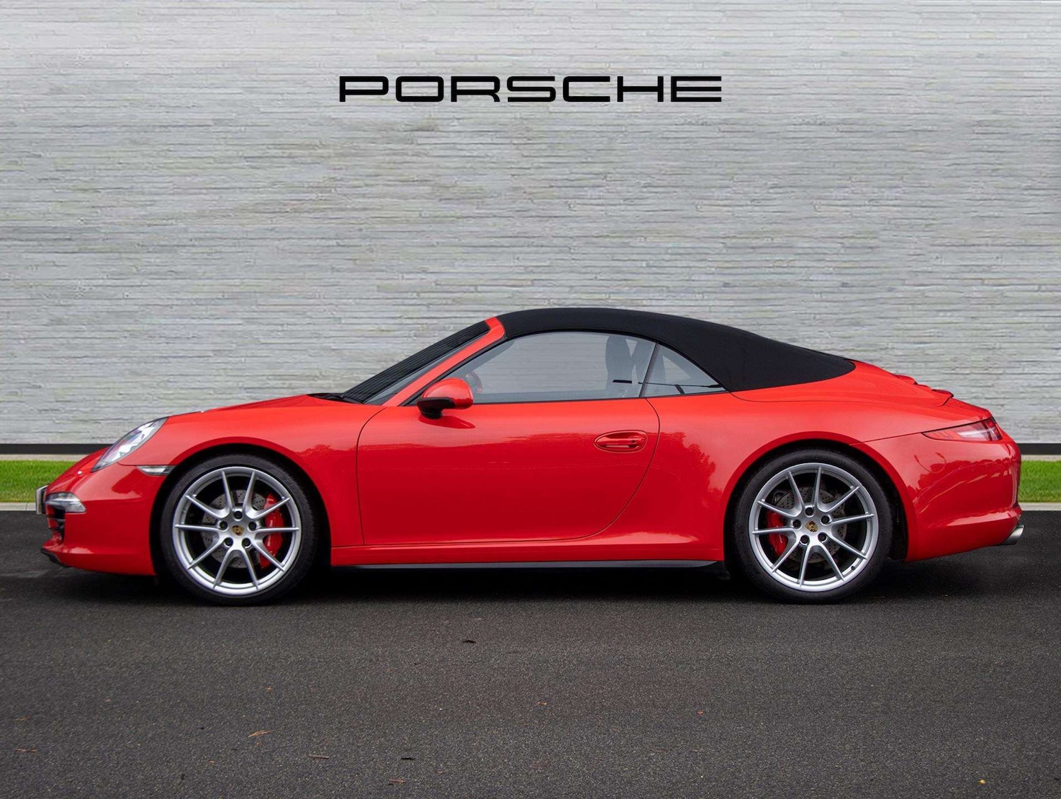 Used Porsche 911 2015 for sale - 76373719: Photo 2