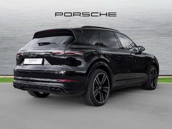 Used Porsche Cayenne 2022 for sale - 78234220: Photo
