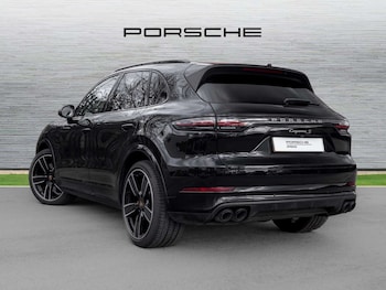 Used Porsche Cayenne 2022 for sale - 78234220: Photo