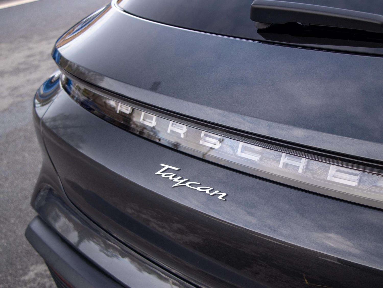 Used Porsche Taycan 2022 for sale - 77429123: Photo 32