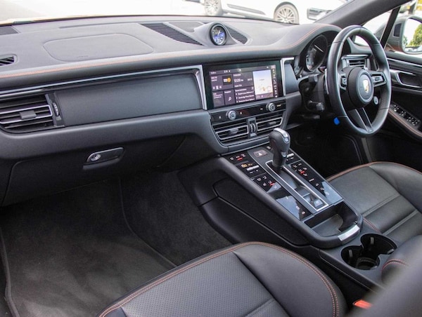 Used Porsche Macan 2024 for sale - 75592310: Photo 10