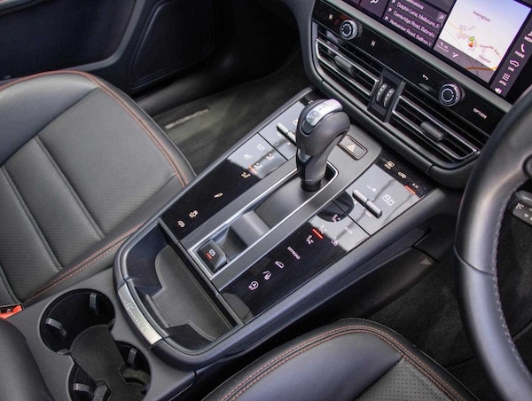 Used Porsche Macan 2024 for sale - 75592310: Photo 12