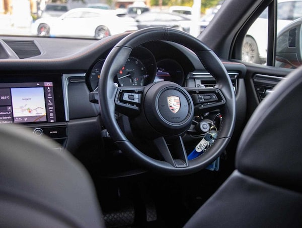 Used Porsche Macan 2024 for sale - 75592310: Photo 28