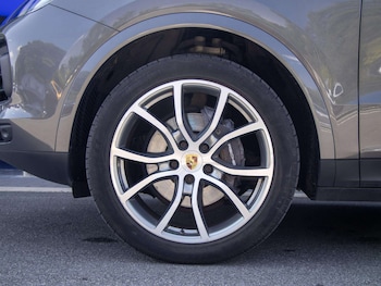 Used Porsche Cayenne 2020 for sale - 79250995: Photo