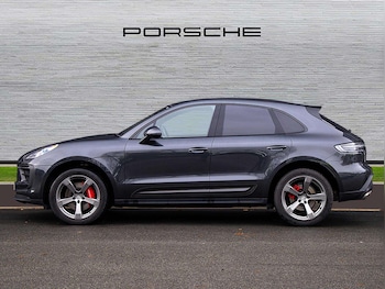 Used Porsche Macan 2022 for sale - 76827496: Photo