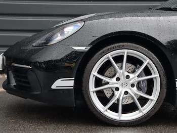 Used Porsche Boxster 2025 for sale - 78893704: Photo