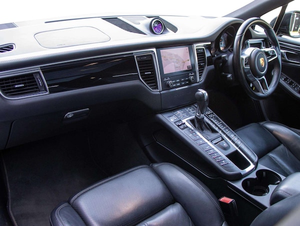 Used Porsche Macan 2016 for sale - 76192091: Photo 9