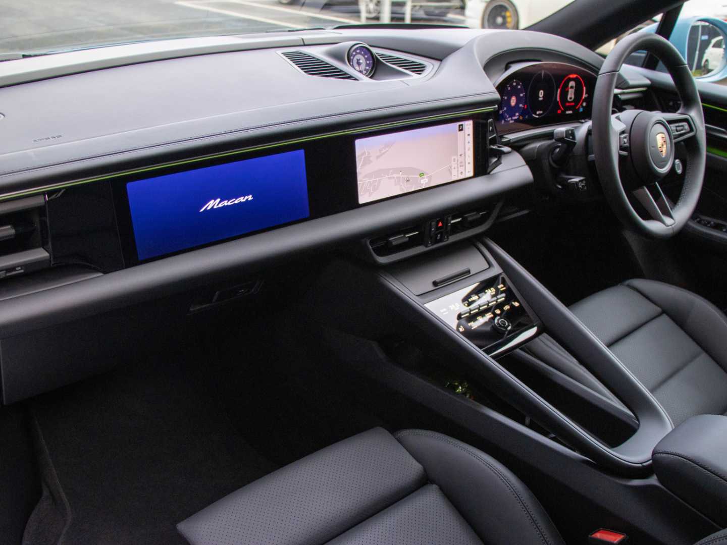 Used Porsche Macan 2024 for sale - 77018836: Photo 10