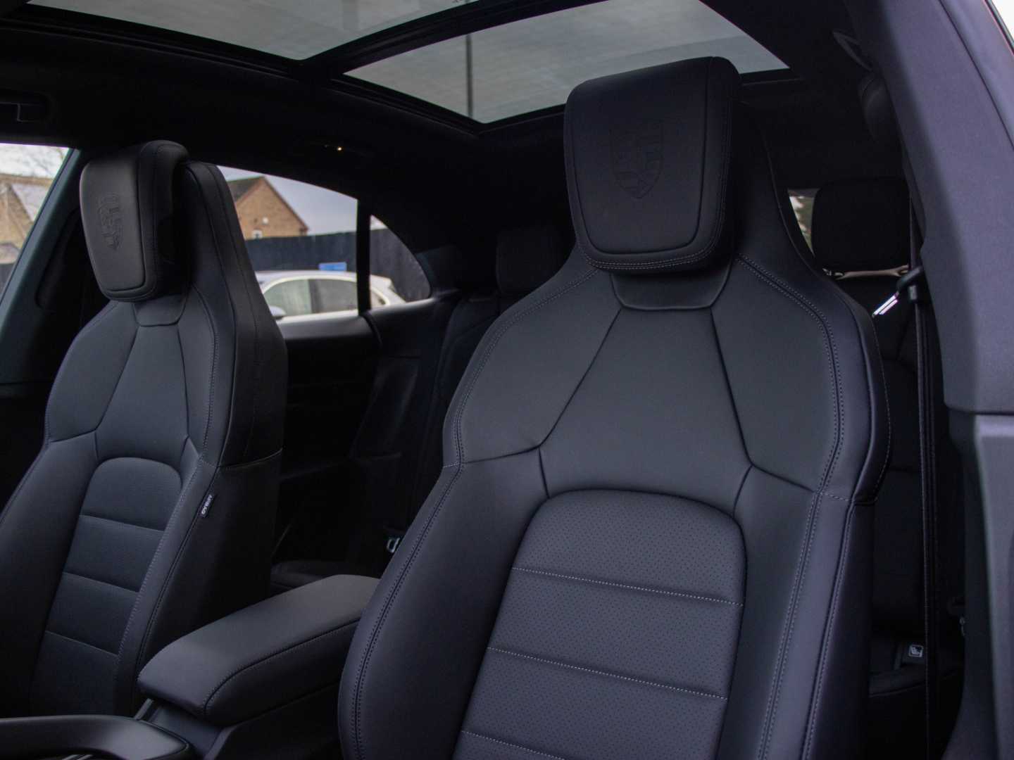 Used Porsche Macan 2024 for sale - 77018836: Photo 33