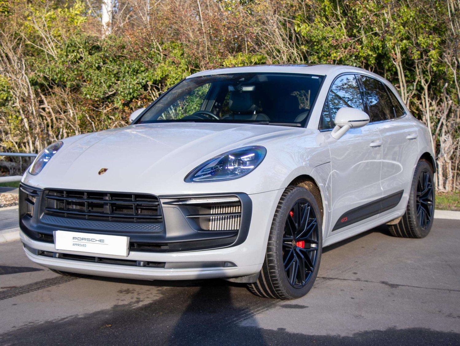 Used Porsche Macan 2023 for sale - 77000133: Photo 15