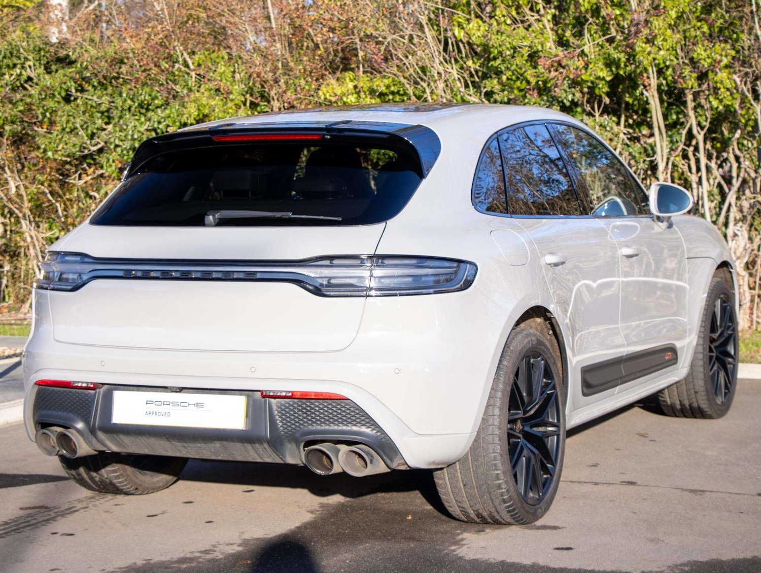 Used Porsche Macan 2023 for sale - 77000133: Photo 19
