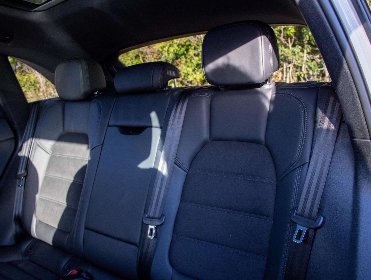 Used Porsche Macan 2023 for sale - 77000133: Photo 28