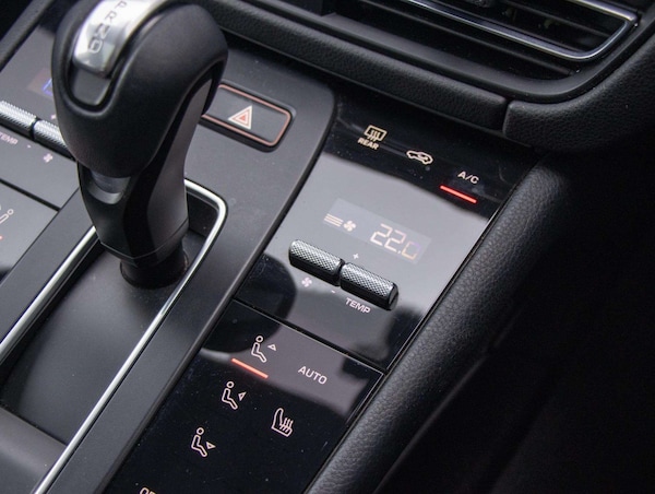 Used Porsche Macan 2022 for sale - 76192090: Photo 11