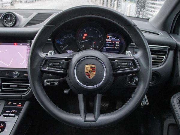 Used Porsche Macan 2022 for sale - 76192090: Photo 13