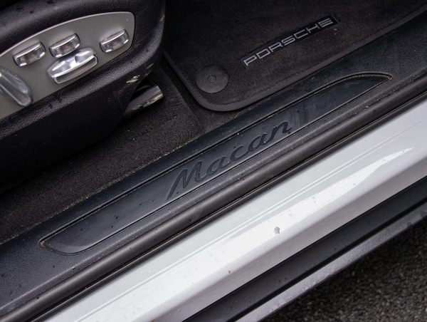 Used Porsche Macan 2022 for sale - 76192090: Photo 15