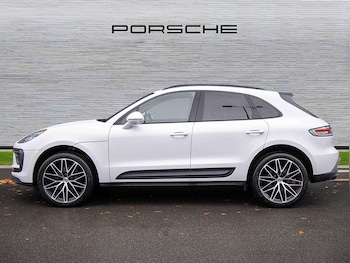 Used Porsche Macan 2022 for sale - 76192090: Photo 2