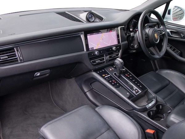 Used Porsche Macan 2022 for sale - 76192090: Photo 9