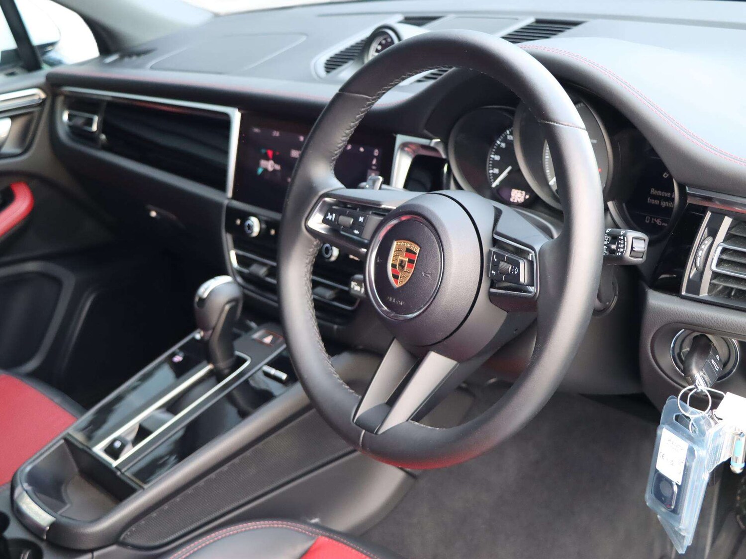 Used Porsche Macan 2024 for sale - 78118630: Photo 19