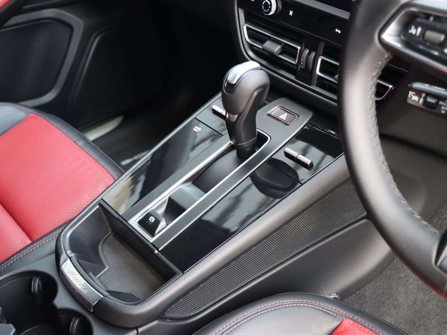 Used Porsche Macan 2024 for sale - 78118630: Photo 23