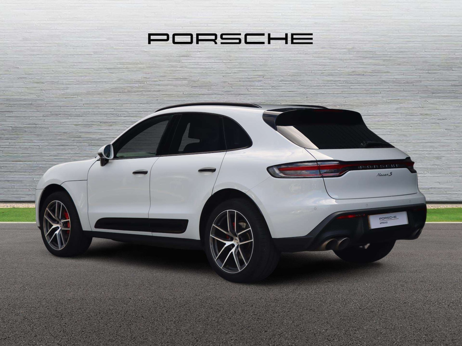 Used Porsche Macan 2024 for sale - 78118630: Photo 3