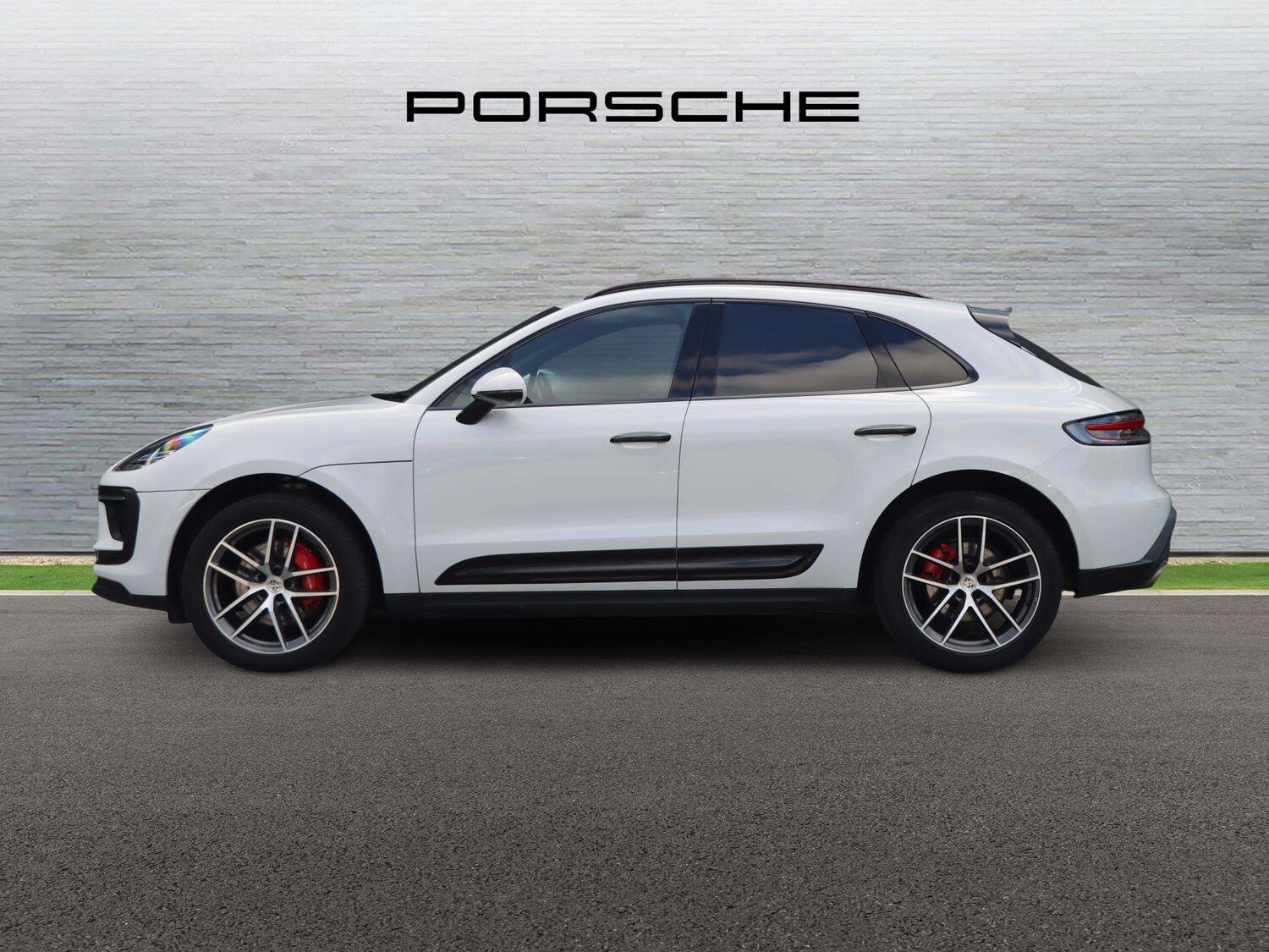 Used Porsche Macan 2024 for sale - 78118630: Photo 7