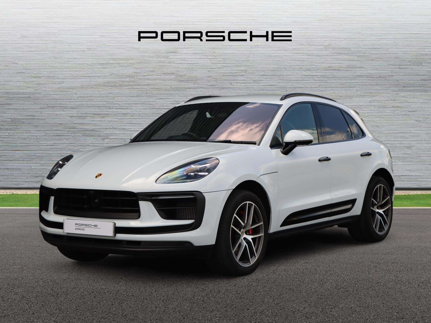Used Porsche Macan 2024 for sale - 78118630: Photo 8
