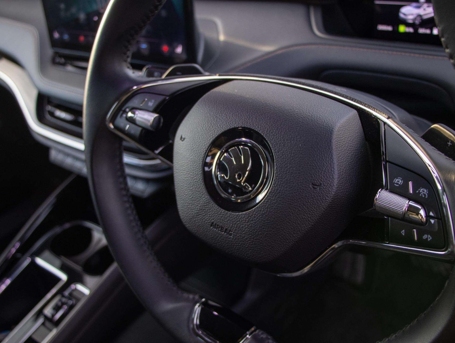 Used Skoda Enyaq 2023 for sale - 77219657: Photo 13