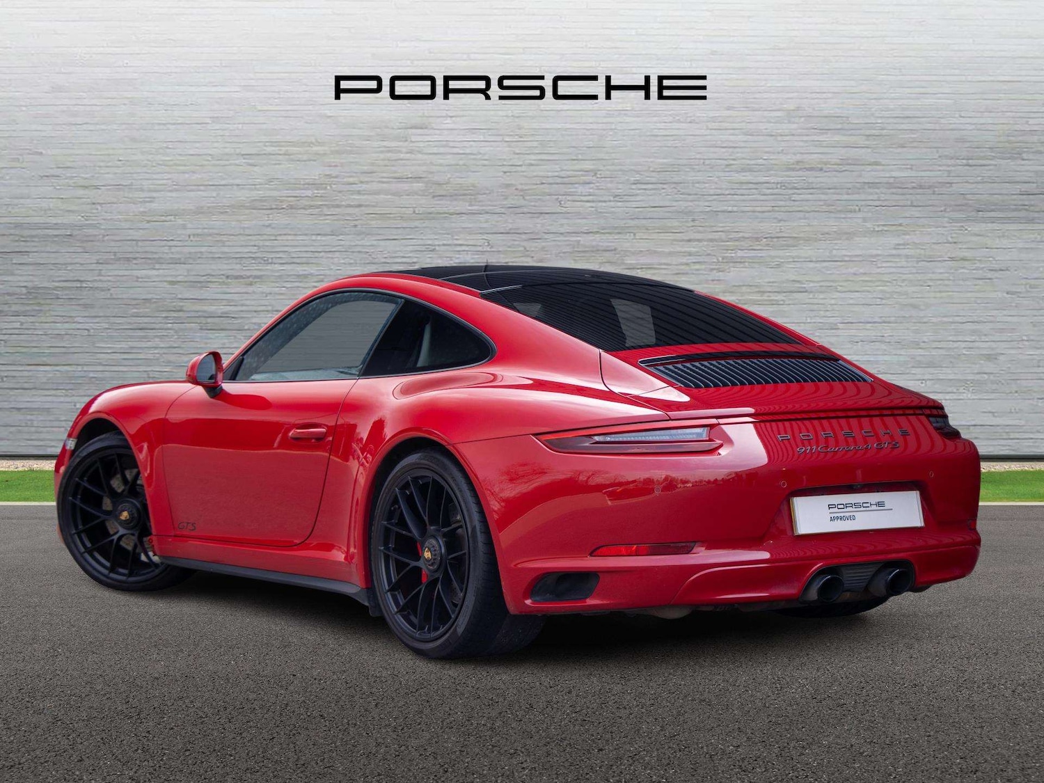 Used Porsche 911 2018 for sale - 77996082: Photo 2