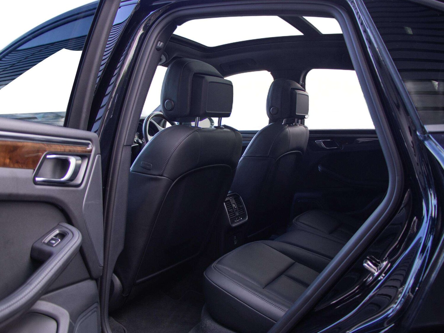 Used Porsche Macan for sale - 78089531: Photo 28