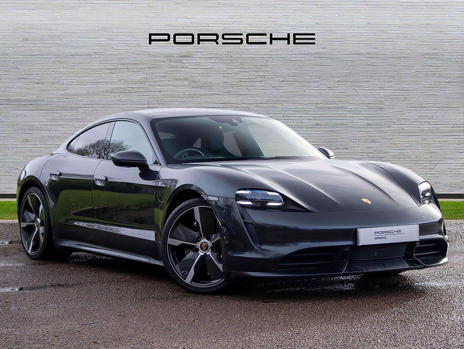 Used Porsche Taycan 2020 for sale - 76648867: Photo 1