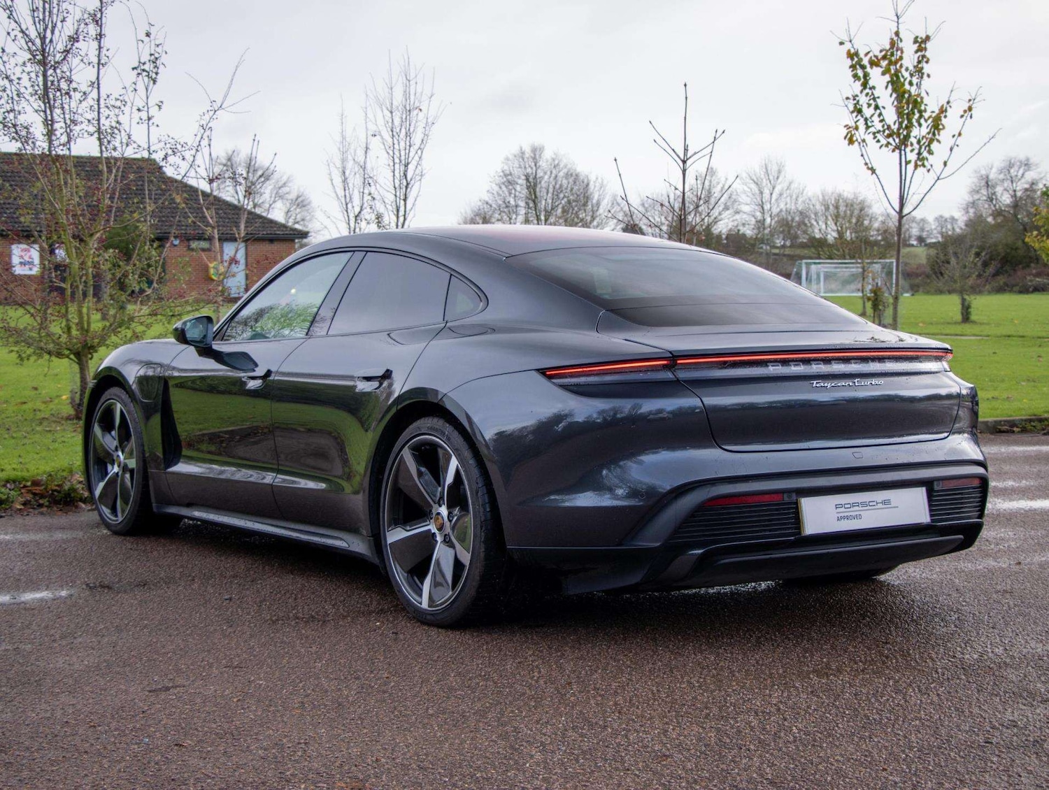 Used Porsche Taycan 2020 for sale - 76648867: Photo 20