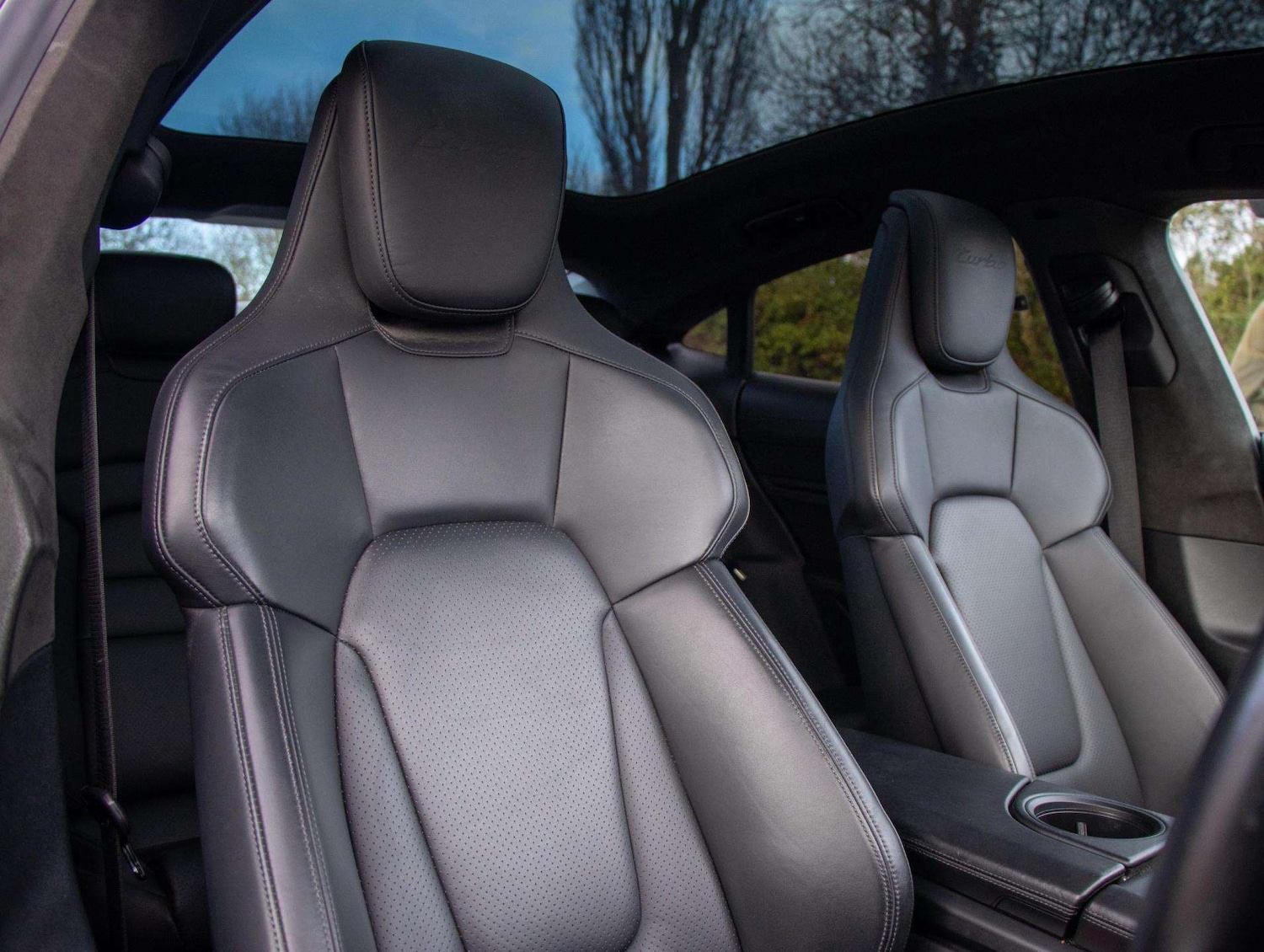 Used Porsche Taycan 2020 for sale - 76648867: Photo 6