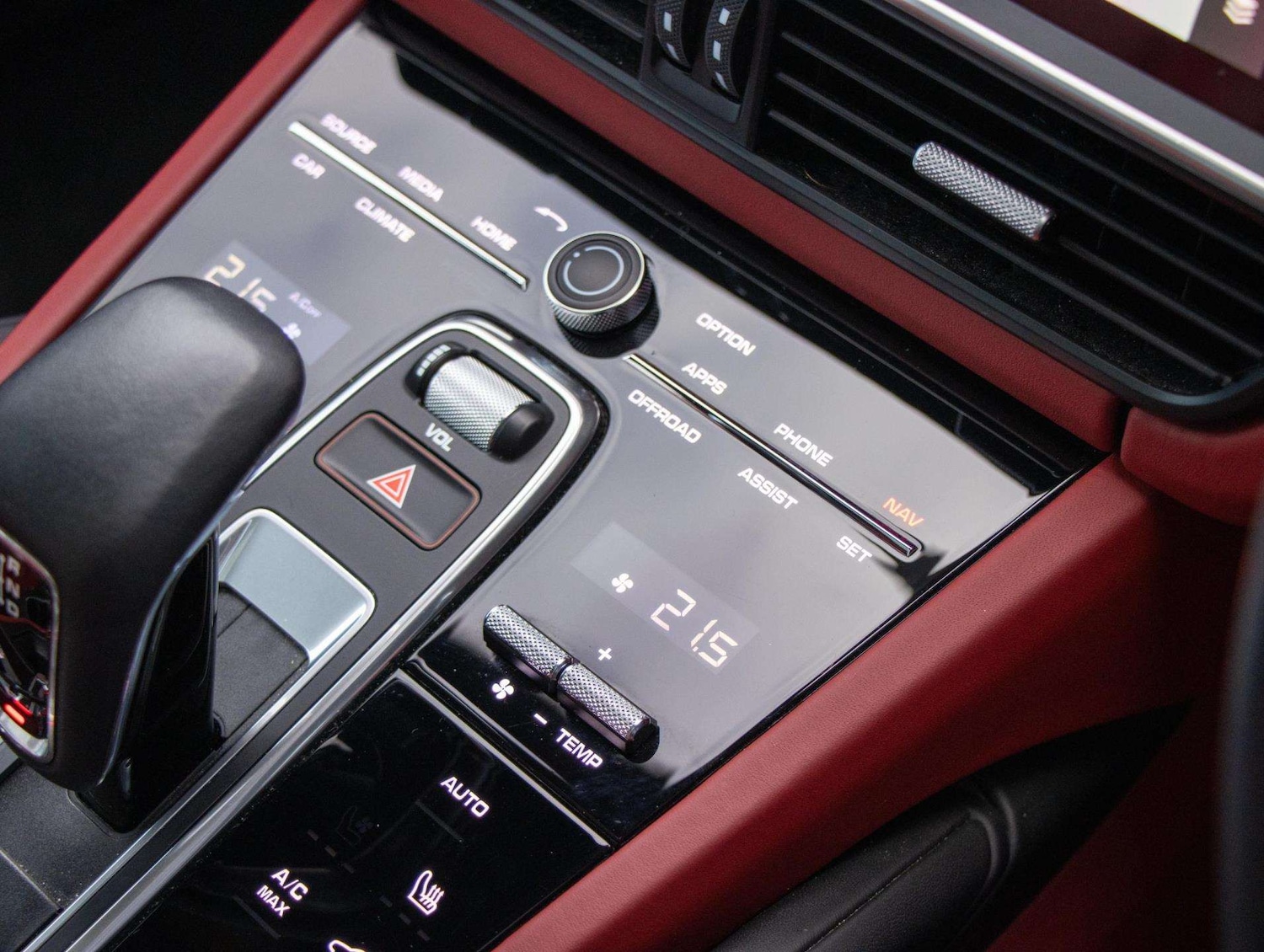 Used Porsche Cayenne 2023 for sale - 76564385: Photo 12