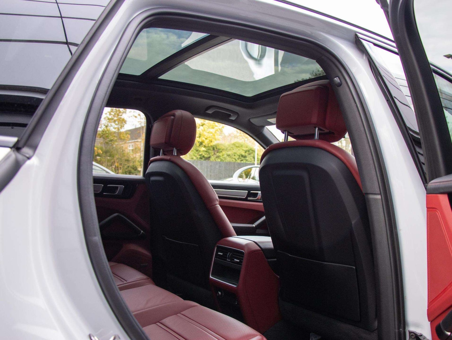 Used Porsche Cayenne 2023 for sale - 76564385: Photo 24