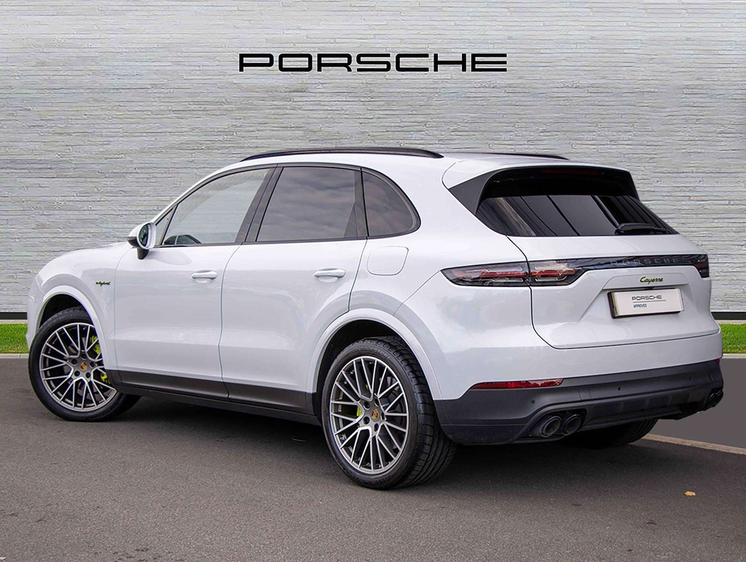 Used Porsche Cayenne 2023 for sale - 76564385: Photo 3